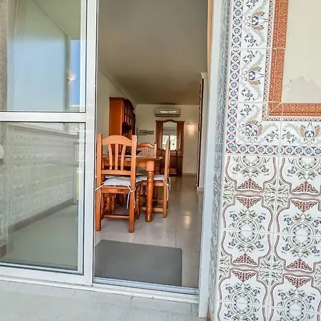 One Bedroom In The Heart Of Apartment *